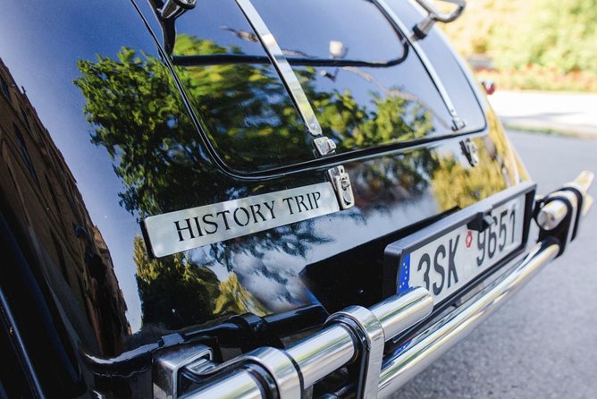 Vintage Cars Prague - Grand City Tour 150min / 1-6 pers. 2,5hrs - A grand city tour in a car built for atmosphere
