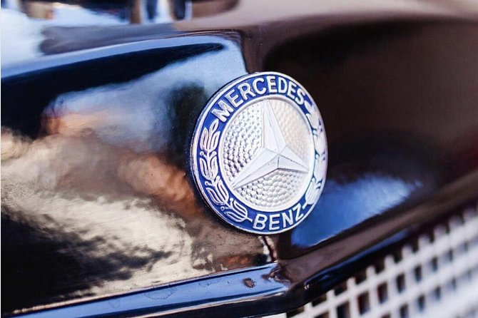 Vintage Cars Prague - Sightseeing Tour 90min / 1-6 pers. - Is $258.30 good value for your group?