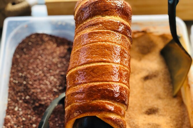 VIP Private Food Prague Tour by car: Food, drinks and boat - Key points at a glance