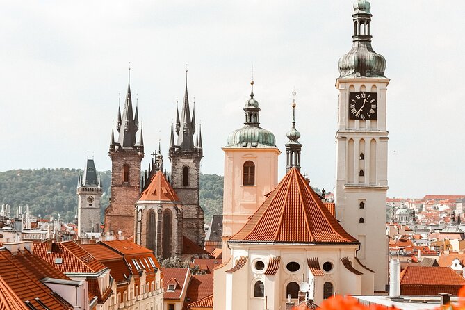 VIP Tour: Professional photos - You and Prague Best Monuments - The private format makes a difference
