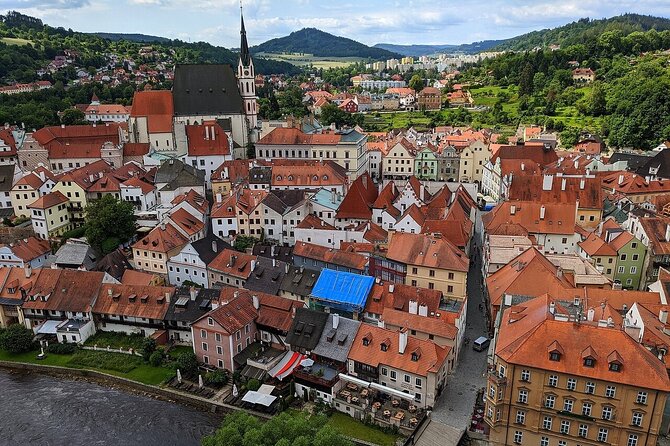 Walking private guided tour in Cesky Krumlov with local certified guide - Why a private walk helps in Cesky Krumlov
