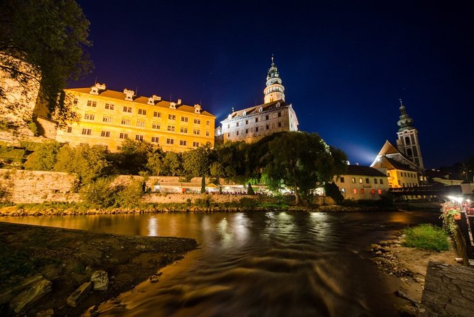 Walking private guided tour in Cesky Krumlov with local certified guide - Booking, cancellation, and useful details