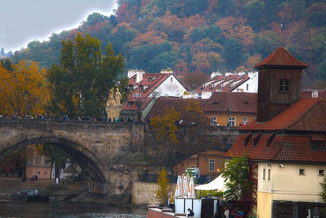Walking through ages: 11th to 21st century, Prague flavoured - Art Nouveau and the move toward modern Prague