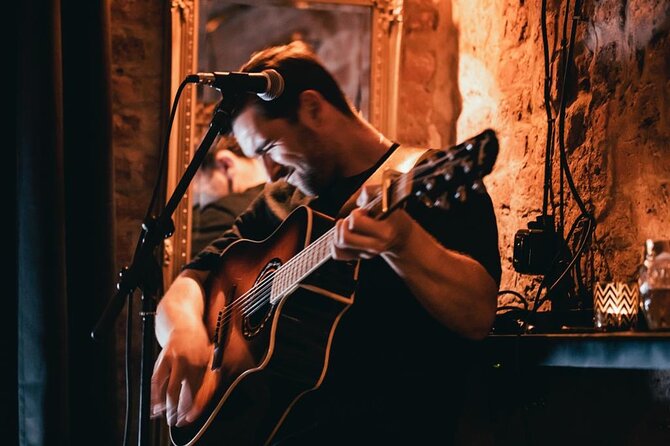 Wednesday Night Live Music and Cocktails Ticket in Kontakt Bar - A Late Acoustic Set in Prague 1