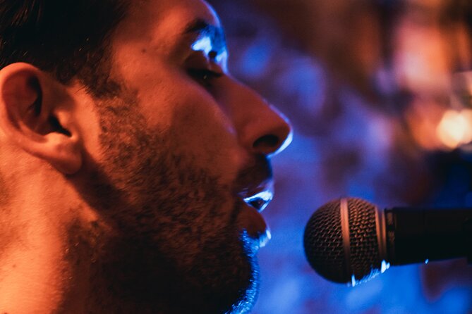 Wednesday Night Live Music and Cocktails Ticket in Kontakt Bar - How to Handle the Main Drawback