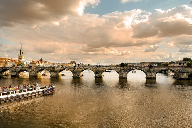 Welcome to Prague - Private Tour with Licensed Guide - Key points to know before booking